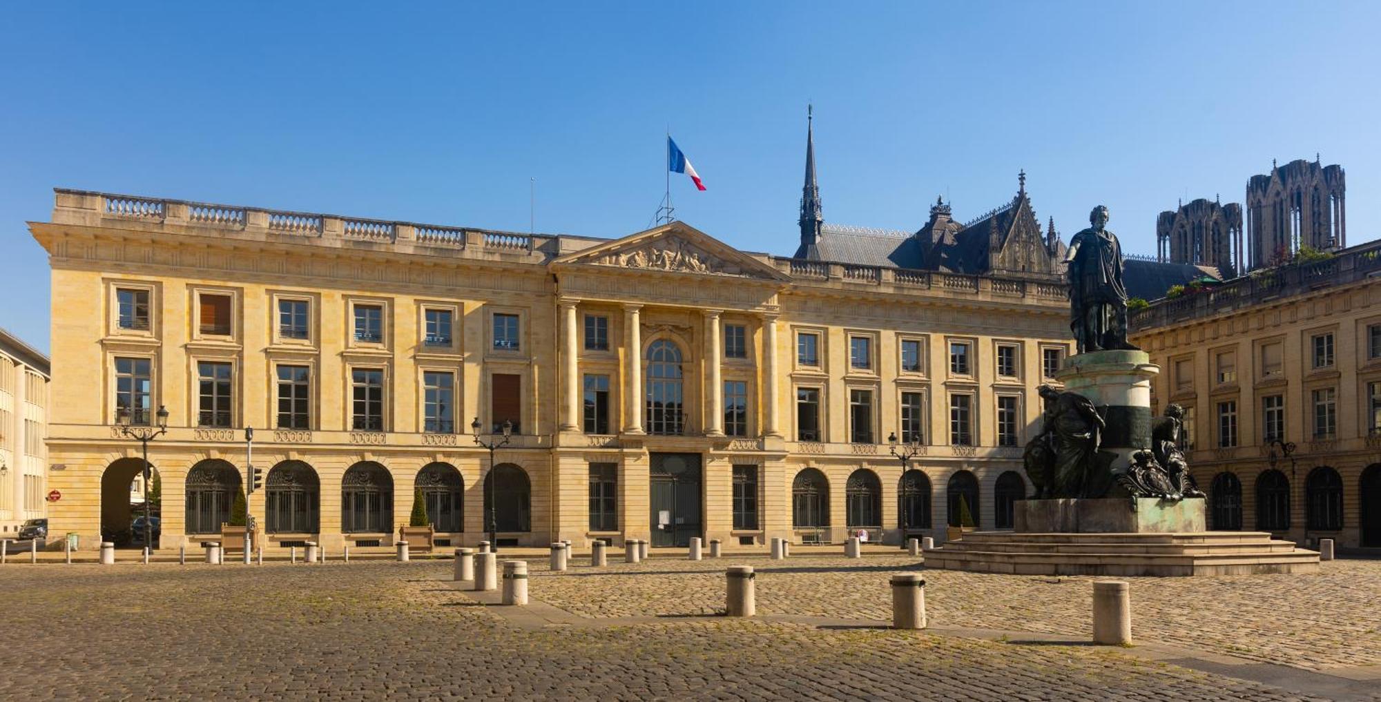 L'Industriel - Billard Et Home Cimena - Hyper Centre Reims Exterior photo